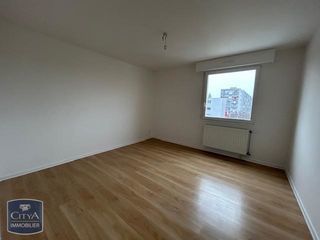  Appartement � louer 4 pi�ces 93 m�