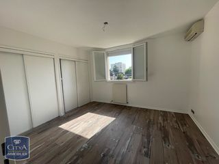  Appartement � louer 2 pi�ces 57 m�