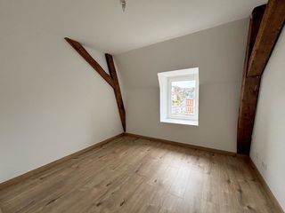  Appartement � louer 4 pi�ces 82 m�