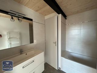  Appartement � louer 2 pi�ces 61 m�