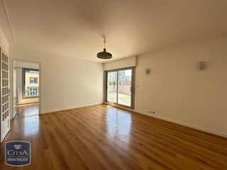  Appartement � louer 3 pi�ces 79 m�