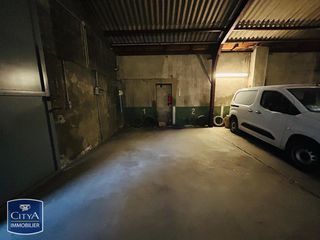  Parking / Garage � louer 