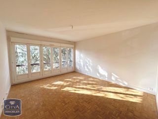  Appartement � louer 4 pi�ces 86 m�