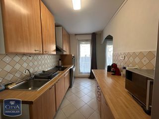  Appartement � louer 4 pi�ces 77 m�