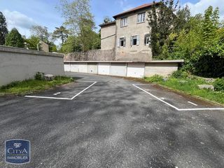  Parking / Garage � louer 