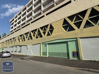  Parking / Garage � louer 