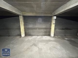  Parking / Garage � louer 
