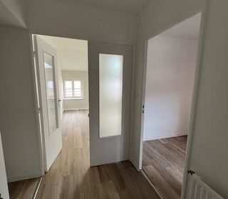  Appartement � louer 3 pi�ces 57 m�