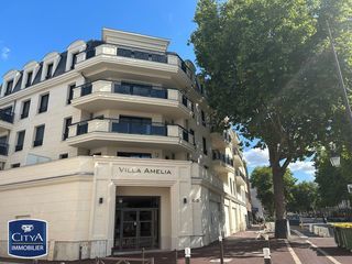  Parking / Garage � louer 