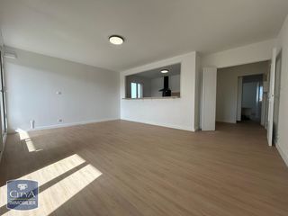  Appartement � louer 4 pi�ces 86 m�