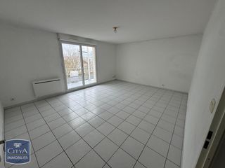  Appartement � louer 4 pi�ces 79 m�