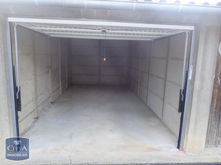  Parking / Garage � louer 