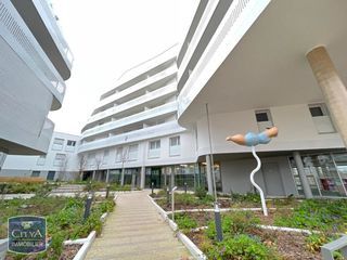  Parking / Garage � louer 