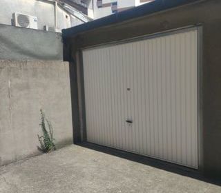  Parking / Garage � louer 