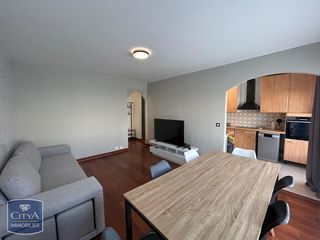  Appartement � louer 4 pi�ces 77 m�