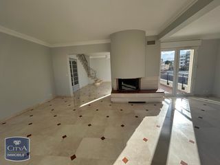  Appartement � louer 6 pi�ces 143 m� Villemomble