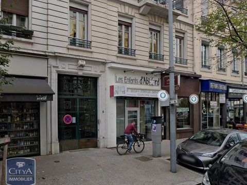 EXCLUSIVITE - LOCAL COMMERCIAL - 69007 LYON Votre Cab... 667 69007 Lyon 7e arrondissement