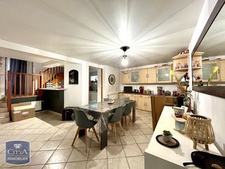  Appartement � louer 5 pi�ces 101 m�