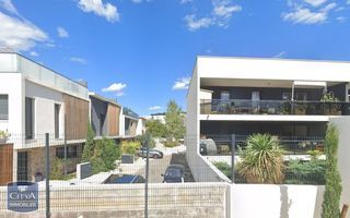  Parking / Garage � louer 