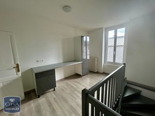  Appartement � louer 5 pi�ces 130 m� Saint macaire en mauges