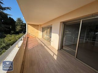  Appartement � louer 3 pi�ces 85 m�