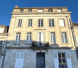  Appartement � louer 1 pi�ce 42 m�