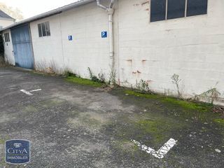 Parking / Garage � louer 