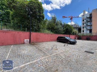  Parking / Garage � louer 