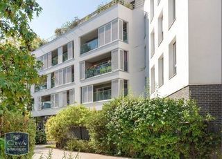  Parking / Garage � louer 