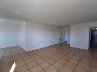  Appartement � louer 4 pi�ces 82 m�