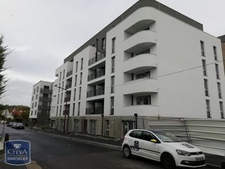  Parking / Garage � louer 