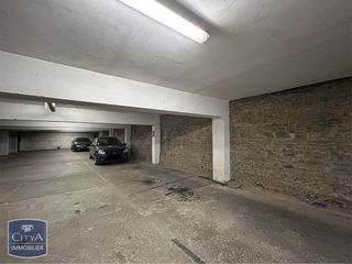  Parking / Garage � louer 
