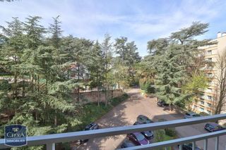  Appartement � louer 4 pi�ces 87 m�