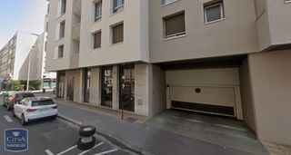  Parking / Garage � louer 