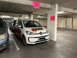  Parking / Garage � louer 