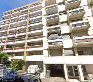  Parking / Garage � louer 