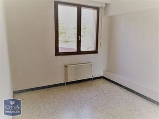  Appartement � louer 4 pi�ces 83 m�