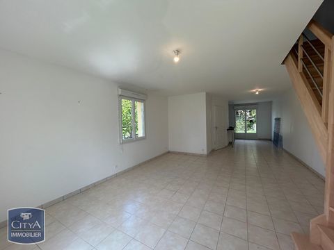   Location Appartement Appartement - 3 pi�ce(s) - 82 m�