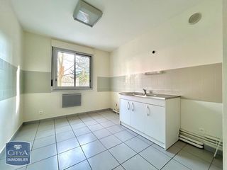  Appartement � louer 5 pi�ces 108 m�