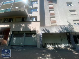  Parking / Garage � louer 