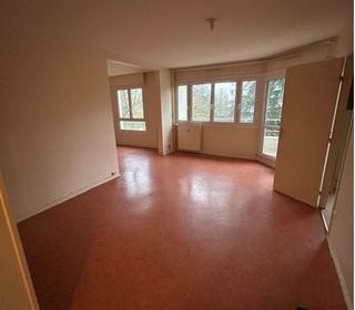  Appartement � louer 4 pi�ces 82 m�