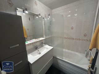  Appartement � louer 4 pi�ces 73 m�