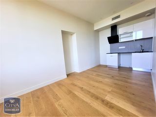  Appartement � louer 4 pi�ces 96 m�