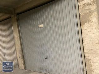  Parking / Garage � louer 
