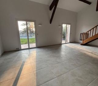  Maison � louer 5 pi�ces 162 m�