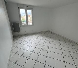  Appartement � louer 3 pi�ces 63 m�