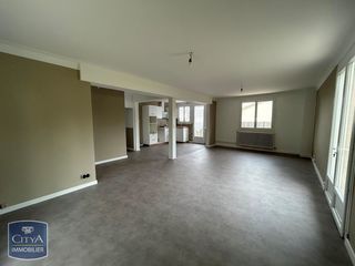  Maison � louer 5 pi�ces 117 m� Roquefort