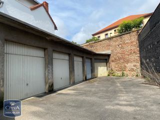 Parking / Garage � louer 