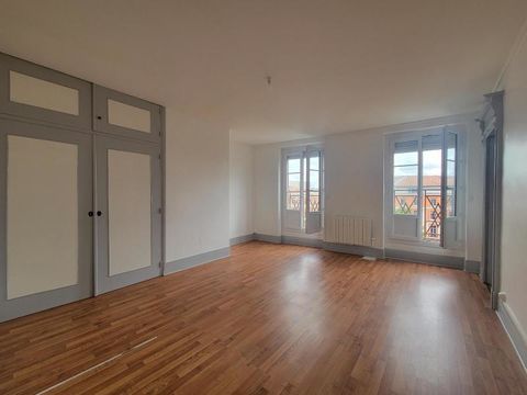 ALLEES JEAN JAURES. Au 3&egrave;me &eacute;tage avec ascenseur dans... 1650 31000 Toulouse