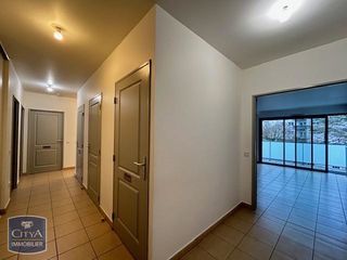  Appartement � louer 4 pi�ces 102 m�